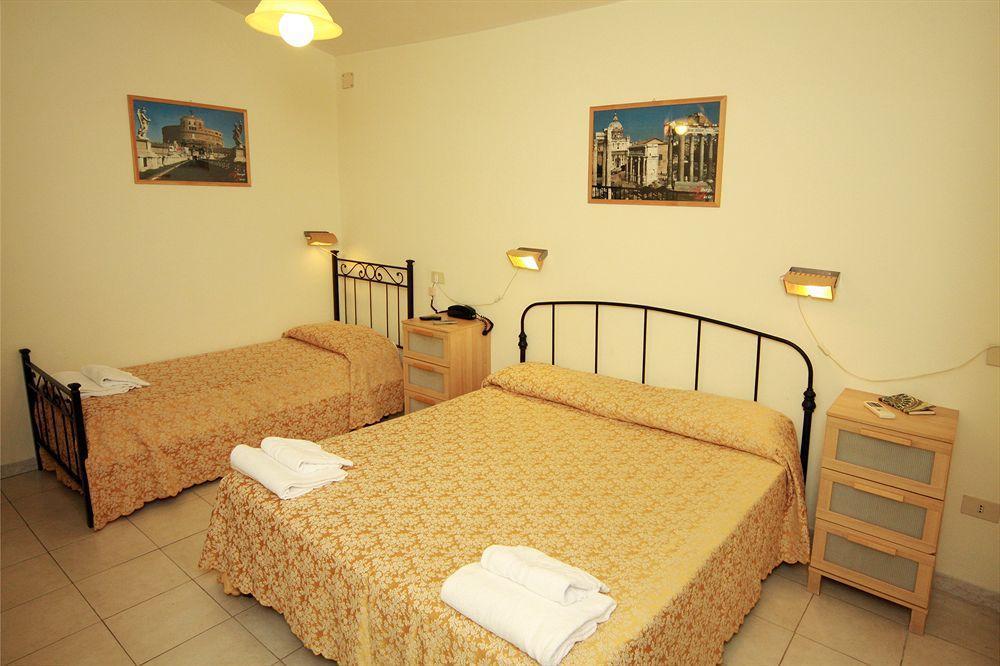 Hotel Lucia *